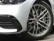 AMG Cクラス C43 4MATIC レーダーセーフティPKG 1オーナー BSG搭載 現行型 AMGエアロ&19AW AMGナイトPKG パフォーマンスサウンド リアアクスルステアリング 黒本革シート/ヒーター/ベンチレーター MBUXナビ 地デジ 360カメラ Burmester HUD DIGITALライト 新車保証継承可能