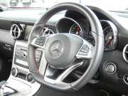 メルセデスベンツ SLCクラス SLC180 ｽﾎﾟｰﾂ ﾚｰﾀﾞｰｾｰﾌﾃｨPKG　1ｵｰﾅｰ 9速AT AMGｴｱﾛ&18AW ｷｰﾚｽｺﾞｰ 黒本革ｼｰﾄ/ﾋｰﾀｰ HDDﾅﾋﾞ 地ﾃﾞｼﾞ Bｶﾒﾗ ﾀﾞｲﾅﾐｯｸｾﾚｸﾄ ﾀﾞｯｼｭﾎﾞｰﾄﾞｸﾛｯｸ 純正ﾄﾞﾗﾚｺ LEDﾍｯﾄﾞﾗｲﾄ/ｱﾀﾞﾌﾟﾃｨﾌﾞHB ﾏﾙﾁｶﾗｰｱﾝﾋﾞｴﾝﾄﾗｲﾄ　2年保証付