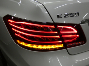 メルセデスベンツ Eクラス E250 ｸｰﾍﾟ AMGｽﾎﾟｰﾂ&ﾚｰﾀﾞｰｾｰﾌﾃｨPKG　後期 ｷｰﾚｽｺﾞｰ AMGｴｱﾛ&18ｲﾝﾁAW 赤本革ｼｰﾄ ｼｰﾄﾋｰﾀｰ HDDﾅﾋﾞ 地ﾃﾞｼﾞ 360度ｶﾒﾗ ﾄﾞﾗﾚｺ H&Rﾀﾞｳﾝｻｽ  ﾊﾟｰｸﾄﾛﾆｯｸｾﾝｻｰ LEDﾍｯﾄﾞﾗｲﾄ/ｱﾀﾞﾌﾟﾃｨﾌﾞHB　2年保証付