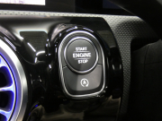 AMG Aクラス A35 4MATIC AMGｱﾄﾞﾊﾞﾝｽﾄﾞ&ﾅﾋﾞｹﾞｰｼｮﾝ&ﾚｰﾀﾞｰｾｰﾌﾃｨPKG　1ｵｰﾅｰ meｺﾈｸﾄ AMGｴｱﾛ 18ｲﾝﾁｱﾙﾐ 強化ﾌﾞﾚｰｷ 灰黒革 ﾊﾟﾉﾗﾏｻﾝﾙｰﾌ MBUXﾅﾋﾞ 360ｶﾒﾗ ﾍｯﾄﾞｱｯﾌﾟD 液晶ﾒｰﾀｰ ｱﾄﾞﾊﾞﾝｽﾄﾞS 純正ﾄﾞﾗﾚｺ LEDﾍｯﾄﾞﾗｲﾄ　2年保証付