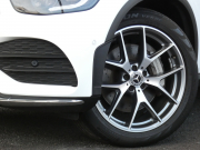 メルセデスベンツ GLC GLC300 4MATIC AMGﾗｲﾝ ﾚｻﾞｰｴｸｽｸﾙｰｼﾌﾞ&ﾚｰﾀﾞｰｾｰﾌﾃｨPKG　後期 meｺﾈｸﾄ 黒本革 ｼｰﾄﾋｰﾀｰ&ﾍﾞﾝﾁﾚｰﾀｰ ﾊﾟﾉﾗﾏｻﾝﾙｰﾌ MBUXﾅﾋﾞTV  360ｶﾒﾗ Burmester ﾍｯﾄﾞｱｯﾌﾟD ｴｱﾊﾞﾗﾝｽPKG 純正ﾄﾞﾗﾚｺ AMGｴｱﾛ&20ｲﾝﾁAW　2年保証付