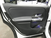 メルセデスベンツ GLB GLB180 ﾚｻﾞｰｴｸｽｸﾙｰｼﾌﾞ&ﾚｰﾀﾞｰｾｰﾌﾃｨPKG　meｺﾈｸﾄ 黒本革ｼｰﾄ/ﾋｰﾀｰ MBUXﾅﾋﾞ 地ﾃﾞｼﾞ 360度ｶﾒﾗ 純正ﾄﾞﾗﾚｺ ﾊﾟｰｸﾄﾛﾆｯｸｾﾝｻｰ 純正18ｲﾝﾁAW LEDﾍｯﾄﾞﾗｲﾄ ｱﾝﾋﾞｴﾝﾄﾗｲﾄ 自動ﾘｱｹﾞｰﾄ/ﾌｯﾄOP　2年保証付