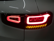 メルセデスベンツ GLB GLB180 ﾚｻﾞｰｴｸｽｸﾙｰｼﾌﾞ&ﾚｰﾀﾞｰｾｰﾌﾃｨPKG　meｺﾈｸﾄ 黒本革ｼｰﾄ/ﾋｰﾀｰ MBUXﾅﾋﾞ 地ﾃﾞｼﾞ 360度ｶﾒﾗ 純正ﾄﾞﾗﾚｺ ﾊﾟｰｸﾄﾛﾆｯｸｾﾝｻｰ 純正18ｲﾝﾁAW LEDﾍｯﾄﾞﾗｲﾄ ｱﾝﾋﾞｴﾝﾄﾗｲﾄ 自動ﾘｱｹﾞｰﾄ/ﾌｯﾄOP　2年保証付