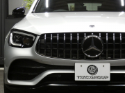 AMG GLC GLC43 4MATIC ﾚｻﾞｰｴｸｽｸﾙｰｼﾌﾞ&ﾚｰﾀﾞｰｾｰﾌﾃｨPKG　後期 390ps meｺﾈｸﾄ 赤黒革/ﾋｰﾀｰ ﾊﾟﾉﾗﾏｻﾝﾙｰﾌ MBUXﾅﾋﾞ 地ﾃﾞｼﾞ 360ｶﾒﾗ ﾍｯﾄﾞｱｯﾌﾟD 前後ﾄﾞﾗﾚｺ Burmester ｴｱﾊﾞﾗﾝｽPKG LEDﾍｯﾄﾞﾗｲﾄ AMGｴｱﾛ/20ｲﾝﾁAW　2年保証付
