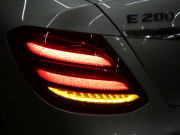 メルセデスベンツ Eクラス E200 ｱﾊﾞﾝｷﾞｬﾙﾄﾞ ｽﾎﾟｰﾂ ﾚｰﾀﾞｰｾｰﾌﾃｨPKG　1ｵｰﾅｰ AMGｴｱﾛ&19AW ﾚｻﾞｰARTICO/DINAMICAｺﾝﾋﾞｼｰﾄ HDDﾅﾋﾞ 地ﾃﾞｼﾞ AppleCarPlay 360度ｶﾒﾗ 純正ﾄﾞﾗﾚｺ LEDﾍｯﾄﾞﾗｲﾄ/ｵｰﾄHB ﾏﾙﾁｶﾗｰｱﾝﾋﾞｴﾝﾄﾗｲﾄ　2年保証付