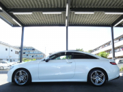 メルセデスベンツ Eクラス E300 ｸｰﾍﾟ ｽﾎﾟｰﾂ ｴｸｽｸﾙｰｼﾌﾞ&ﾚｰﾀﾞｰｾｰﾌﾃｨPKG　245ps AMGｴｱﾛ&19AW ﾄﾗﾝｸｽﾎﾟｲﾗｰ ｷｰﾚｽｺﾞｰ ﾅｯﾊﾟ黒革 ﾍﾞﾝﾁﾚｰﾀｰ&ﾏｯｻｰｼﾞ ﾊﾟﾉﾗﾏｻﾝﾙｰﾌ ﾅﾋﾞTV 360ｶﾒﾗ Aｶｰﾌﾟﾚｲ Burmester ﾍｯﾄﾞｱｯﾌﾟD ｴｱﾊﾞﾗﾝｽPKG ｵｰﾄﾄﾗﾝｸ　2年保証付