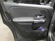 メルセデスベンツ GLB GLB200d ﾚｻﾞｰｴｸｽｸﾙｰｼﾌﾞ&ｱﾄﾞﾊﾞﾝｽﾄﾞ&ﾅﾋﾞｹﾞｰｼｮﾝ&ﾚｰﾀﾞｰｾｰﾌﾃｨPKG　1ｵｰﾅｰ meｺﾈｸﾄ 黒本革ｼｰﾄ ﾊﾟﾉﾗﾏSR MBUXﾅﾋﾞTV Aｶｰﾌﾟﾚｲ 360度ｶﾒﾗ 純正ﾄﾞﾗﾚｺ HUD 純正18ｲﾝﾁAW LEDﾍｯﾄﾞﾗｲﾄ 自動ﾘｱｹﾞｰﾄ　2年保証付