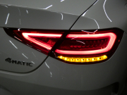 メルセデスベンツ CLS CLS450 4MATIC スポーツ エクスクルーシブ&レーダーセーフティPKG 1オーナー ISG搭載 AMGエアロ&19AW 赤黒ナッパレザー/ベンチレーター/マッサージ サンルーフ ナビTV Appleカープレイ 360度カメラ ドラレコ Burmester ヘッドアップD エアバランスPKG 自動トランク LEDライト 2年保証付