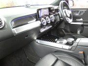 メルセデスベンツ GLB GLB250 4MATIC ｽﾎﾟｰﾂ ﾚｰﾀﾞｰｾｰﾌﾃｨPKG　meｺﾈｸﾄ ｷｰﾚｽｺﾞｰ AMGｴｱﾛ&20ｲﾝﾁAW 黒本革ｼｰﾄ MBUXﾅﾋﾞ 地ﾃﾞｼﾞ 360度ｶﾒﾗ ﾀﾞｲﾅﾐｯｸｾﾚｸﾄ ﾊﾟﾄﾞﾙｼﾌﾄ ﾃﾞｼﾞﾀﾙｲﾝﾅｰﾐﾗｰ/前後ﾄﾞﾗﾚｺ 自動ﾘｱｹﾞｰﾄ LEDﾍｯﾄﾞﾗｲﾄ ｵｰﾄHB　2年保証付