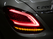 メルセデスベンツ Cクラス C200 ﾛｰﾚｳｽｴﾃﾞｨｼｮﾝ ｽﾎﾟｰﾂﾌﾟﾗｽ&ﾚｰﾀﾞｰｾｰﾌﾃｨPKG　後期最終 特別仕様  BSG搭載 9速AT meｺﾈｸﾄ 黒革 ﾊﾟﾉﾗﾏSR HDDﾅﾋﾞ 地ﾃﾞｼﾞ Appleｶｰﾌﾟﾚｲ Bｶﾒﾗ ﾍｯﾄﾞｱｯﾌﾟD 液晶ﾒｰﾀｰ LEDﾍｯﾄﾞﾗｲﾄ 自動ﾄﾗﾝｸ AMGｴｱﾛ&18AW　2年保証付