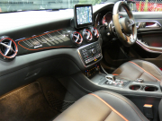 AMG CLAクラス CLA45 4MATIC AMGｱﾄﾞﾊﾞﾝｽﾄﾞ&ﾚｰﾀﾞｰｾｰﾌﾃｨPKG　後期 381ps ｷｰﾚｽｺﾞｰ ﾊﾟﾌｫｰﾏﾝｽｼｰﾄ&可変ﾊﾟﾌｫｰﾏﾝｽｴｸﾞｿﾞｰｽﾄ AMGｴｱﾛ&18AW ﾅﾋﾞTV Aｶｰﾌﾟﾚｲ Bｶﾒﾗ harman/kardon LEDﾍｯﾄﾞﾗｲﾄ/ｵｰﾄHB　2年保証付