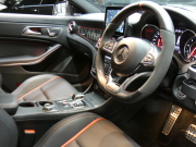 AMG CLAクラス CLA45 4MATIC AMGｱﾄﾞﾊﾞﾝｽﾄﾞ&ﾚｰﾀﾞｰｾｰﾌﾃｨPKG　後期 381ps ｷｰﾚｽｺﾞｰ ﾊﾟﾌｫｰﾏﾝｽｼｰﾄ&可変ﾊﾟﾌｫｰﾏﾝｽｴｸﾞｿﾞｰｽﾄ AMGｴｱﾛ&18AW ﾅﾋﾞTV Aｶｰﾌﾟﾚｲ Bｶﾒﾗ harman/kardon LEDﾍｯﾄﾞﾗｲﾄ/ｵｰﾄHB　2年保証付