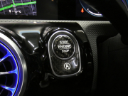 AMG Aクラス A35 4MATIC AMGｱﾄﾞﾊﾞﾝｽﾄﾞ&ﾅﾋﾞｹﾞｰｼｮﾝ&ﾚｰﾀﾞｰｾｰﾌﾃｨPKG　meｺﾈｸﾄ AMGﾊﾟﾌｫｰﾏﾝｽｽﾃｱﾘﾝｸﾞ&ｽｲｯﾁ AMGｴｱﾛ 18ｲﾝﾁAW 灰黒革 ﾊﾟﾉﾗﾏｻﾝﾙｰﾌ MBUXﾅﾋﾞ 360ｶﾒﾗ ﾍｯﾄﾞｱｯﾌﾟD 液晶ﾒｰﾀｰ 純正ﾄﾞﾗﾚｺ LEDﾍｯﾄﾞﾗｲﾄ　2年保証付