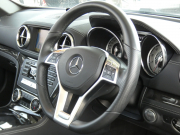 メルセデスベンツ SLクラス SL350  BL-EF AMGｽﾎﾟｰﾂ&ﾚｰﾀﾞｰｾｰﾌﾃｨPKG　ﾏｼﾞｯｸｽｶｲﾙｰﾌ AMGｴｱﾛ&19AW ﾊﾟﾅﾒﾘｶｰﾅｸﾞﾘﾙ ｷｰﾚｽｺﾞｰ 黒本革ｼｰﾄ HDDﾅﾋﾞ 地ﾃﾞｼﾞ Bｶﾒﾗ ﾊﾟｰｸﾄﾛﾆｯｸ ﾄﾞﾗﾚｺ ｵｰﾄﾄﾗﾝｸ ﾏﾙﾁｶﾗｰｱﾝﾋﾞｴﾝﾄ　2年保証付