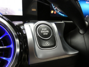 メルセデスベンツ GLB GLB200d 4MATIC AMGﾗｲﾝ ﾅﾋﾞｹﾞｰｼｮﾝ&ﾚｰﾀﾞｰｾｰﾌﾃｨPKG　meｺﾈｸﾄ AMGｴｱﾛ&19AW 黒半革ｼｰﾄ/ﾋｰﾀｰ MBUXﾅﾋﾞ 360度ｶﾒﾗ 前後ﾄﾞﾗﾚｺ ﾀﾞｲﾅﾐｯｸｾﾚｸﾄ ﾊﾟﾄﾞﾙｼﾌﾄ LEDﾍｯﾄﾞﾗｲﾄ/ｵｰﾄHB 7人乗り　2年保証付