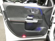 メルセデスベンツ GLB GLB200d 4MATIC AMGﾗｲﾝ ﾅﾋﾞｹﾞｰｼｮﾝ&ﾚｰﾀﾞｰｾｰﾌﾃｨPKG　meｺﾈｸﾄ AMGｴｱﾛ&19AW 黒半革ｼｰﾄ/ﾋｰﾀｰ MBUXﾅﾋﾞ 360度ｶﾒﾗ 前後ﾄﾞﾗﾚｺ ﾀﾞｲﾅﾐｯｸｾﾚｸﾄ ﾊﾟﾄﾞﾙｼﾌﾄ LEDﾍｯﾄﾞﾗｲﾄ/ｵｰﾄHB 7人乗り　2年保証付