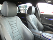 メルセデスベンツ Eクラス E200 ｽﾎﾟｰﾂ AMGﾗｲﾝｲﾝﾃﾘｱ&ｴｸｽｸﾙｰｼﾌﾞ&ﾚｰﾀﾞｰｾｰﾌﾃｨPKG　後期 1ｵｰﾅｰ BSG搭載 AMGｴｱﾛ&19AW ﾅｯﾊﾟ革/前後ﾋｰﾀｰ MBUXﾅﾋﾞ 地ﾃﾞｼﾞ AppleCarPlay 360度ｶﾒﾗ Burmester ﾍｯﾄﾞｱｯﾌﾟD ｵｰﾄﾄﾗﾝｸ　2年保証付