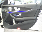 メルセデスベンツ Eクラス E200 ｽﾎﾟｰﾂ AMGﾗｲﾝｲﾝﾃﾘｱ&ｴｸｽｸﾙｰｼﾌﾞ&ﾚｰﾀﾞｰｾｰﾌﾃｨPKG　後期 1ｵｰﾅｰ BSG搭載 AMGｴｱﾛ&19AW ﾅｯﾊﾟ革/前後ﾋｰﾀｰ MBUXﾅﾋﾞ 地ﾃﾞｼﾞ AppleCarPlay 360度ｶﾒﾗ Burmester ﾍｯﾄﾞｱｯﾌﾟD ｵｰﾄﾄﾗﾝｸ　2年保証付