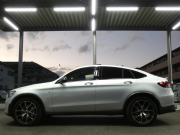 AMG GLCクーペ GLC43 4MATIC ｸｰﾍﾟ ﾚｻﾞｰｴｸｽｸﾙｰｼﾌﾞ&ﾚｰﾀﾞｰｾｰﾌﾃｨPKG　後期 390ps meｺﾈｸﾄ 黒革/ﾍﾞﾝﾁﾚｰﾀｰ ｻﾝﾙｰﾌ MBUXﾅﾋﾞ 地ﾃﾞｼﾞ 360ｶﾒﾗ ﾍｯﾄﾞｱｯﾌﾟD Burmester ｴｱﾊﾞﾗﾝｽPKG 前後ﾄﾞﾗﾚｺ LEDﾍｯﾄﾞﾗｲﾄ AMGｴｱﾛ/20ｲﾝﾁAW　2年保証付