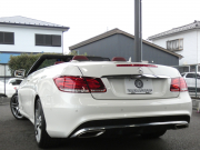 メルセデスベンツ Eクラス E250 ｶﾌﾞﾘｵﾚ AMGｽﾎﾟｰﾂ&ｺﾝﾌｫｰﾄ&ﾚｰﾀﾞｰｾｰﾌﾃｨPKG　後期 ﾀﾞｰｸﾚｯﾄﾞｿﾌﾄﾄｯﾌﾟ AMGｴｱﾛ&18AW ｷｰﾚｽｺﾞｰ 赤本革/ｴｱｽｶｰﾌ/ﾋｰﾀｰ/ﾏﾙﾁｺﾝﾄﾛｰﾙｼｰﾄB ﾅﾋﾞ 地ﾃﾞｼﾞ 360度ｶﾒﾗ ﾄﾞﾗﾚｺ LEDﾍｯﾄﾞﾗｲﾄ/自動ﾊｲﾋﾞｰﾑ　2年保証付