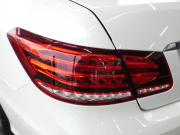 メルセデスベンツ Eクラス E250 ｶﾌﾞﾘｵﾚ AMGｽﾎﾟｰﾂ&ｺﾝﾌｫｰﾄ&ﾚｰﾀﾞｰｾｰﾌﾃｨPKG　後期 ﾀﾞｰｸﾚｯﾄﾞｿﾌﾄﾄｯﾌﾟ AMGｴｱﾛ&18AW ｷｰﾚｽｺﾞｰ 赤本革/ｴｱｽｶｰﾌ/ﾋｰﾀｰ/ﾏﾙﾁｺﾝﾄﾛｰﾙｼｰﾄB ﾅﾋﾞ 地ﾃﾞｼﾞ 360度ｶﾒﾗ ﾄﾞﾗﾚｺ LEDﾍｯﾄﾞﾗｲﾄ/自動ﾊｲﾋﾞｰﾑ　2年保証付