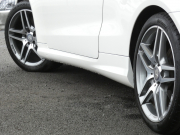 メルセデスベンツ Eクラス E250 ｶﾌﾞﾘｵﾚ AMGｽﾎﾟｰﾂ&ｺﾝﾌｫｰﾄ&ﾚｰﾀﾞｰｾｰﾌﾃｨPKG　後期 ﾀﾞｰｸﾚｯﾄﾞｿﾌﾄﾄｯﾌﾟ AMGｴｱﾛ&18AW ｷｰﾚｽｺﾞｰ 赤本革/ｴｱｽｶｰﾌ/ﾋｰﾀｰ/ﾏﾙﾁｺﾝﾄﾛｰﾙｼｰﾄB ﾅﾋﾞ 地ﾃﾞｼﾞ 360度ｶﾒﾗ ﾄﾞﾗﾚｺ LEDﾍｯﾄﾞﾗｲﾄ/自動ﾊｲﾋﾞｰﾑ　2年保証付