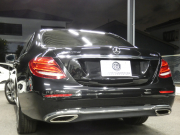 メルセデスベンツ Eクラス E200 4MATIC ｱﾊﾞﾝｷﾞｬﾙﾄﾞ ﾚｰﾀﾞｰｾｰﾌﾃｨPKG　ﾊﾟﾅﾒﾘｶｰﾅｸﾞﾘﾙ ｷｰﾚｽｺﾞｰ 黒半革ｼｰﾄ/ﾋｰﾀｰ HDDﾅﾋﾞ 地ﾃﾞｼﾞ 360度ｶﾒﾗ AppleCarPlay 前後ﾄﾞﾗﾚｺ ﾀﾞｲﾅﾐｯｸｾﾚｸﾄ ﾊﾟﾄﾞﾙｼﾌﾄ LEDﾍｯﾄﾞﾗｲﾄ 純正17ｲﾝﾁAW　2年保証付