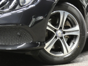 メルセデスベンツ Eクラス E200 4MATIC ｱﾊﾞﾝｷﾞｬﾙﾄﾞ ﾚｰﾀﾞｰｾｰﾌﾃｨPKG　ﾊﾟﾅﾒﾘｶｰﾅｸﾞﾘﾙ ｷｰﾚｽｺﾞｰ 黒半革ｼｰﾄ/ﾋｰﾀｰ HDDﾅﾋﾞ 地ﾃﾞｼﾞ 360度ｶﾒﾗ AppleCarPlay 前後ﾄﾞﾗﾚｺ ﾀﾞｲﾅﾐｯｸｾﾚｸﾄ ﾊﾟﾄﾞﾙｼﾌﾄ LEDﾍｯﾄﾞﾗｲﾄ 純正17ｲﾝﾁAW　2年保証付