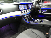 メルセデスベンツ Eクラス E200 4MATIC ｱﾊﾞﾝｷﾞｬﾙﾄﾞ ﾚｰﾀﾞｰｾｰﾌﾃｨPKG　ﾊﾟﾅﾒﾘｶｰﾅｸﾞﾘﾙ ｷｰﾚｽｺﾞｰ 黒半革ｼｰﾄ/ﾋｰﾀｰ HDDﾅﾋﾞ 地ﾃﾞｼﾞ 360度ｶﾒﾗ AppleCarPlay 前後ﾄﾞﾗﾚｺ ﾀﾞｲﾅﾐｯｸｾﾚｸﾄ ﾊﾟﾄﾞﾙｼﾌﾄ LEDﾍｯﾄﾞﾗｲﾄ 純正17ｲﾝﾁAW　2年保証付