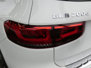 メルセデスベンツ GLB GLB200d AMGﾗｲﾝ ﾚｻﾞｰｴｸｽｸﾙｰｼﾌﾞ&ｱﾄﾞﾊﾞﾝｽﾄﾞPKG　meｺﾈｸﾄ AMGｴｱﾛ&19AW 赤黒革ｼｰﾄ ﾊﾟﾉﾗﾏｻﾝﾙｰﾌ MBUXﾅﾋﾞ 360度ｶﾒﾗ 前後ﾄﾞﾗﾚｺ ｱﾄﾞﾊﾞﾝｽﾄﾞｻｳﾝﾄﾞ ﾍｯﾄﾞｱｯﾌﾟD ﾜｲﾔﾚｽﾁｬｰｼﾞ LEDﾗｲﾄ/ｵｰﾄHB　2年保証付