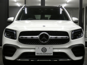 メルセデスベンツ GLB GLB200d AMGﾗｲﾝ ﾚｻﾞｰｴｸｽｸﾙｰｼﾌﾞ&ｱﾄﾞﾊﾞﾝｽﾄﾞPKG　meｺﾈｸﾄ AMGｴｱﾛ&19AW 赤黒革ｼｰﾄ ﾊﾟﾉﾗﾏｻﾝﾙｰﾌ MBUXﾅﾋﾞ 360度ｶﾒﾗ 前後ﾄﾞﾗﾚｺ ｱﾄﾞﾊﾞﾝｽﾄﾞｻｳﾝﾄﾞ ﾍｯﾄﾞｱｯﾌﾟD ﾜｲﾔﾚｽﾁｬｰｼﾞ LEDﾗｲﾄ/ｵｰﾄHB　2年保証付