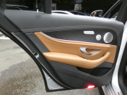 メルセデスベンツ Eクラス E300 ｱﾊﾞﾝｷﾞｬﾙﾄﾞ ｽﾎﾟｰﾂ ｴｸｽｸﾙｰｼﾌﾞ&ﾚｰﾀﾞｰｾｰﾌﾃｨPKG　中期 meｺﾈｸﾄ Newｽﾃｱﾘﾝｸﾞ ﾌﾞﾗｳﾝﾅｯﾊﾟﾚｻﾞｰ 全席ﾋｰﾀｰ ﾊﾟﾉﾗﾏｻﾝﾙｰﾌ HDDﾅﾋﾞTV Appleｶｰﾌﾟﾚｲ Burmester 360ｶﾒﾗ ﾍｯﾄﾞｱｯﾌﾟD ｴｱﾊﾞﾗﾝｽPKG AMGｴｱﾛ&19ｲﾝﾁAW　2年保証付