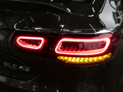 AMG GLCクーペ GLC43 4MATIC ｸｰﾍﾟ ﾚｻﾞｰｴｸｽｸﾙｰｼﾌﾞ&ﾚｰﾀﾞｰｾｰﾌﾃｨPKG　後期 1ｵｰﾅｰ 390ps meｺﾈｸﾄ 茶革/ﾍﾞﾝﾁﾚｰﾀｰ ｻﾝﾙｰﾌ MBUXﾅﾋﾞ 地ﾃﾞｼﾞ 360ｶﾒﾗ ﾍｯﾄﾞｱｯﾌﾟD Burmester ｴｱﾊﾞﾗﾝｽPKG ﾄﾞﾗﾚｺ LEDﾍｯﾄﾞﾗｲﾄ AMGｴｱﾛ/20ｲﾝﾁAW　2年保証付