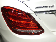 AMG Cクラス C43 4MATIC ｴｸｽｸﾙｰｼﾌﾞ&ﾚｰﾀﾞｰｾｰﾌﾃｨPKG　9速AT AMGｴｱﾛ&19ｲﾝﾁｱﾙﾐ 黒本革 ﾊﾟﾉﾗﾏｻﾝﾙｰﾌ HDDﾅﾋﾞ 地ﾃﾞｼﾞ ﾊﾞｯｸｶﾒﾗ Burmester ｴｱﾊﾞﾗﾝｽPKG/ﾊﾟﾌｭｰﾑｱﾄﾏｲｻﾞｰ ﾄﾞﾗﾚｺ LEDﾍｯﾄﾞﾗｲﾄ/ｵｰﾄHB　2年保証付