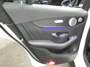 メルセデスベンツ GLCクーペ GLC220d 4MATIC ｸｰﾍﾟ AMGﾗｲﾝ ﾚｻﾞｰｴｸｽｸﾙｰｼﾌﾞ&ﾚｰﾀﾞｰｾｰﾌﾃｨPKG　後期 meｺﾈｸﾄ AMGｴｱﾛ&19AW 黒革/ﾍﾞﾝﾁﾚｰﾀｰ/ﾏｯｻｰｼﾞ ｻﾝﾙｰﾌ MBUXﾅﾋﾞ 地ﾃﾞｼﾞ 360度ｶﾒﾗ 前後ﾄﾞﾗﾚｺ Burmester ﾍｯﾄﾞｱｯﾌﾟD 自動ﾘｱｹﾞｰﾄ/ﾌｯﾄOP LEDﾍｯﾄﾞﾗｲﾄ　2年保証付