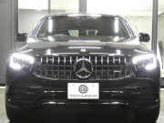 AMG GLCクーペ GLC43 4MATIC ｸｰﾍﾟ ﾚｻﾞｰｴｸｽｸﾙｰｼﾌﾞ&ﾚｰﾀﾞｰｾｰﾌﾃｨPKG　後期 1ｵｰﾅｰ 390ps meｺﾈｸﾄ 赤黒革/前後ﾋｰﾀｰ ｻﾝﾙｰﾌ MBUXﾅﾋﾞ 地ﾃﾞｼﾞ 360ｶﾒﾗ ﾍｯﾄﾞｱｯﾌﾟD Burmester ｴｱﾊﾞﾗﾝｽPKG 純正ﾄﾞﾗﾚｺ LEDﾍｯﾄﾞﾗｲﾄ AMGｴｱﾛ/20ｲﾝﾁAW　2年保証付
