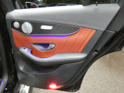 AMG GLCクーペ GLC43 4MATIC ｸｰﾍﾟ ﾚｻﾞｰｴｸｽｸﾙｰｼﾌﾞ&ﾚｰﾀﾞｰｾｰﾌﾃｨPKG　後期 1ｵｰﾅｰ 390ps meｺﾈｸﾄ 赤黒革/前後ﾋｰﾀｰ ｻﾝﾙｰﾌ MBUXﾅﾋﾞ 地ﾃﾞｼﾞ 360ｶﾒﾗ ﾍｯﾄﾞｱｯﾌﾟD Burmester ｴｱﾊﾞﾗﾝｽPKG 純正ﾄﾞﾗﾚｺ LEDﾍｯﾄﾞﾗｲﾄ AMGｴｱﾛ/20ｲﾝﾁAW　2年保証付