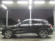 メルセデスベンツ GLC GLC220d 4MATIC AMGﾗｲﾝ ﾚｰﾀﾞｰｾｰﾌﾃｨPKG　後期 meｺﾈｸﾄ ｷｰﾚｽｺﾞｰ 黒半革ｼｰﾄ/前後ﾋｰﾀｰ ﾊﾟﾉﾗﾏSR MBUXﾅﾋﾞ 地ﾃﾞｼﾞ 360度ｶﾒﾗ 前後ﾄﾞﾗﾚｺ 自動ﾘｱｹﾞｰﾄ LEDﾗｲﾄ/自動HB AMGｴｱﾛ/19ｲﾝﾁAW　2年保証付