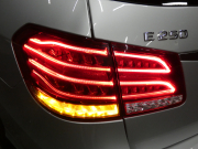 メルセデスベンツ Eクラス E250 ｽﾃｰｼｮﾝﾜｺﾞﾝ AVG AMGｽﾎﾟｰﾂ&ﾚｰﾀﾞｰｾｰﾌﾃｨPKG　後期 ｷｰﾚｽｺﾞｰ 黒本革ｼｰﾄ/前後ﾋｰﾀｰ ﾊﾟﾉﾗﾏｻﾝﾙｰﾌ HDDﾅﾋﾞ 地ﾃﾞｼﾞ 360度ｶﾒﾗ 純正ﾄﾞﾗﾚｺ ﾊﾟﾄﾞﾙｼﾌﾄ 自動ﾘｱｹﾞｰﾄ/ﾌｯﾄOP LEDﾍｯﾄﾞﾗｲﾄ AMGｴｱﾛ/18AW　2年保証付