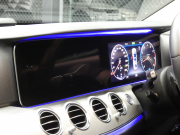 メルセデスベンツ Eクラス E200 ｱﾊﾞﾝｷﾞｬﾙﾄﾞ ｴｸｽｸﾙｰｼﾌﾞ&ﾚｰﾀﾞｰｾｰﾌﾃｨPKG　中期 BSG搭載 meｺﾈｸﾄ 黒本革ｼｰﾄ/前後ﾋｰﾀｰ 純正ﾅﾋﾞ 地ﾃﾞｼﾞ AppleCarPlay 360度ｶﾒﾗ 前後ﾄﾞﾗﾚｺ Burmester ﾍｯﾄﾞｱｯﾌﾟD ｴｱﾊﾞﾗﾝｽPKG 自動開閉ﾄﾗﾝｸ LEDﾗｲﾄ　2年保証付