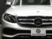 メルセデスベンツ Eクラス E200 ｱﾊﾞﾝｷﾞｬﾙﾄﾞ ｴｸｽｸﾙｰｼﾌﾞ&ﾚｰﾀﾞｰｾｰﾌﾃｨPKG　中期 BSG搭載 meｺﾈｸﾄ 黒本革ｼｰﾄ/前後ﾋｰﾀｰ 純正ﾅﾋﾞ 地ﾃﾞｼﾞ AppleCarPlay 360度ｶﾒﾗ 前後ﾄﾞﾗﾚｺ Burmester ﾍｯﾄﾞｱｯﾌﾟD ｴｱﾊﾞﾗﾝｽPKG 自動開閉ﾄﾗﾝｸ LEDﾗｲﾄ　2年保証付