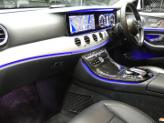 メルセデスベンツ Eクラス E200 ｱﾊﾞﾝｷﾞｬﾙﾄﾞ ｴｸｽｸﾙｰｼﾌﾞ&ﾚｰﾀﾞｰｾｰﾌﾃｨPKG　中期 BSG搭載 meｺﾈｸﾄ 黒本革ｼｰﾄ/前後ﾋｰﾀｰ 純正ﾅﾋﾞ 地ﾃﾞｼﾞ AppleCarPlay 360度ｶﾒﾗ 前後ﾄﾞﾗﾚｺ Burmester ﾍｯﾄﾞｱｯﾌﾟD ｴｱﾊﾞﾗﾝｽPKG 自動開閉ﾄﾗﾝｸ LEDﾗｲﾄ　2年保証付