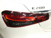 メルセデスベンツ Eクラス E200 ｽﾎﾟｰﾂ AMGﾗｲﾝｲﾝﾃﾘｱ&ｴｸｽｸﾙｰｼﾌﾞ&ﾚｰﾀﾞｰｾｰﾌﾃｨPKG　後期 1ｵｰﾅｰ BSG搭載 AMGｴｱﾛ&19AW ﾅｯﾊﾟ革/前後ﾋｰﾀｰ MBUXﾅﾋﾞ 地ﾃﾞｼﾞ AppleCarPlay 360度ｶﾒﾗ Burmester ﾍｯﾄﾞｱｯﾌﾟD 前後ﾄﾞﾗﾚｺ ｵｰﾄﾄﾗﾝｸ　2年保証付