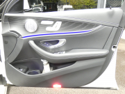 メルセデスベンツ Eクラス E200 ｽﾎﾟｰﾂ AMGﾗｲﾝｲﾝﾃﾘｱ&ｴｸｽｸﾙｰｼﾌﾞ&ﾚｰﾀﾞｰｾｰﾌﾃｨPKG　後期 1ｵｰﾅｰ BSG搭載 AMGｴｱﾛ&19AW ﾅｯﾊﾟ革/前後ﾋｰﾀｰ MBUXﾅﾋﾞ 地ﾃﾞｼﾞ AppleCarPlay 360度ｶﾒﾗ Burmester ﾍｯﾄﾞｱｯﾌﾟD 前後ﾄﾞﾗﾚｺ ｵｰﾄﾄﾗﾝｸ　2年保証付