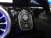 メルセデスベンツ Bクラス B180 ﾚｻﾞｰｴｸｽｸﾙｰｼﾌﾞ&ｱﾄﾞﾊﾞﾝｽﾄﾞ&ﾅﾋﾞｹﾞｰｼｮﾝ&ﾚｰﾀﾞｰｾｰﾌﾃｨPKG　meｺﾈｸﾄ ｷｰﾚｽｺﾞｰ 黒本革ｼｰﾄ/ﾋｰﾀｰ ﾊﾟﾉﾗﾏｻﾝﾙｰﾌ MBUXﾅﾋﾞ 地ﾃﾞｼﾞ 360度ｶﾒﾗ ｱﾄﾞﾊﾞﾝｽﾄﾞｻｳﾝﾄﾞ 360度ﾄﾞﾗﾚｺ 自動ﾘｱｹﾞｰﾄ LEDﾗｲﾄ　2年保証付