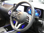 メルセデスベンツ Bクラス B180 ﾚｻﾞｰｴｸｽｸﾙｰｼﾌﾞ&ｱﾄﾞﾊﾞﾝｽﾄﾞ&ﾅﾋﾞｹﾞｰｼｮﾝ&ﾚｰﾀﾞｰｾｰﾌﾃｨPKG　meｺﾈｸﾄ ｷｰﾚｽｺﾞｰ 黒本革ｼｰﾄ/ﾋｰﾀｰ ﾊﾟﾉﾗﾏｻﾝﾙｰﾌ MBUXﾅﾋﾞ 地ﾃﾞｼﾞ 360度ｶﾒﾗ ｱﾄﾞﾊﾞﾝｽﾄﾞｻｳﾝﾄﾞ 360度ﾄﾞﾗﾚｺ 自動ﾘｱｹﾞｰﾄ LEDﾗｲﾄ　2年保証付