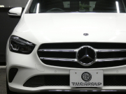 メルセデスベンツ Bクラス B180 ﾚｻﾞｰｴｸｽｸﾙｰｼﾌﾞ&ｱﾄﾞﾊﾞﾝｽﾄﾞ&ﾅﾋﾞｹﾞｰｼｮﾝ&ﾚｰﾀﾞｰｾｰﾌﾃｨPKG　meｺﾈｸﾄ ｷｰﾚｽｺﾞｰ 黒本革ｼｰﾄ/ﾋｰﾀｰ ﾊﾟﾉﾗﾏｻﾝﾙｰﾌ MBUXﾅﾋﾞ 地ﾃﾞｼﾞ 360度ｶﾒﾗ ｱﾄﾞﾊﾞﾝｽﾄﾞｻｳﾝﾄﾞ 360度ﾄﾞﾗﾚｺ 自動ﾘｱｹﾞｰﾄ LEDﾗｲﾄ　2年保証付