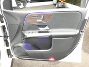 メルセデスベンツ Bクラス B180 ﾚｻﾞｰｴｸｽｸﾙｰｼﾌﾞ&ｱﾄﾞﾊﾞﾝｽﾄﾞ&ﾅﾋﾞｹﾞｰｼｮﾝ&ﾚｰﾀﾞｰｾｰﾌﾃｨPKG　meｺﾈｸﾄ ｷｰﾚｽｺﾞｰ 黒本革ｼｰﾄ/ﾋｰﾀｰ ﾊﾟﾉﾗﾏｻﾝﾙｰﾌ MBUXﾅﾋﾞ 地ﾃﾞｼﾞ 360度ｶﾒﾗ ｱﾄﾞﾊﾞﾝｽﾄﾞｻｳﾝﾄﾞ 360度ﾄﾞﾗﾚｺ 自動ﾘｱｹﾞｰﾄ LEDﾗｲﾄ　2年保証付