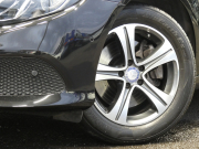 メルセデスベンツ Eクラス E200 4MATIC ｱﾊﾞﾝｷﾞｬﾙﾄﾞ ﾚｰﾀﾞｰｾｰﾌﾃｨPKG　ﾊﾟﾅﾒﾘｶｰﾅｸﾞﾘﾙ ｷｰﾚｽｺﾞｰ 黒半革ｼｰﾄ/ﾋｰﾀｰ HDDﾅﾋﾞ 地ﾃﾞｼﾞ 360度ｶﾒﾗ AppleCarPlay 前後ﾄﾞﾗﾚｺ ﾀﾞｲﾅﾐｯｸｾﾚｸﾄ ﾊﾟﾄﾞﾙｼﾌﾄ LEDﾍｯﾄﾞﾗｲﾄ 純正17ｲﾝﾁAW　2年保証付