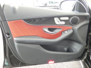 メルセデスベンツ Cクラス C200 ｱﾊﾞﾝｷﾞｬﾙﾄﾞ AMGﾗｲﾝ ﾚｻﾞｰｴｸｽｸﾙｰｼﾌﾞ&ﾚｰﾀﾞｰｾｰﾌﾃｨPKG　1ｵｰﾅｰ 9速AT meｺﾈｸﾄ ｷｰﾚｽｺﾞｰ 赤本革/ｼｰﾄﾋｰﾀｰ ﾊﾟﾉﾗﾏｻﾝﾙｰﾌ ﾅﾋﾞTV Bｶﾒﾗ ﾍｯﾄﾞｱｯﾌﾟD ｴｱﾊﾞﾗﾝｽPKG 自動ﾄﾗﾝｸ LEDﾍｯﾄﾞﾗｲﾄ/自動HB AMGｴｱﾛ&18ｲﾝﾁAW　2年保証付